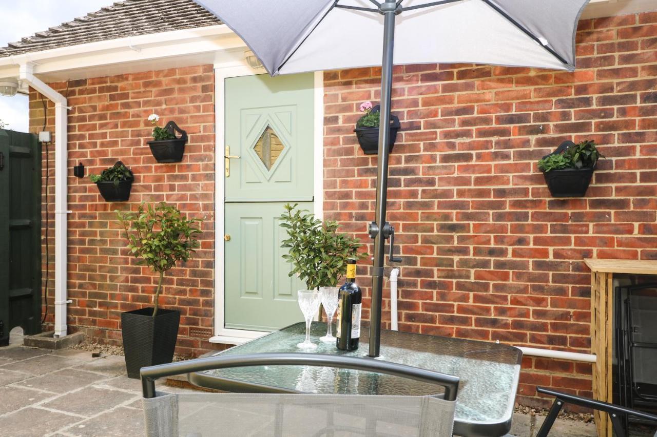 Karibu Worthing Exterior foto